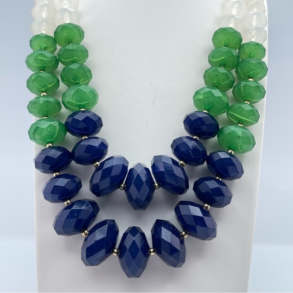 Bold Color Block Statement Necklace Blue Green White Acrylic Beads GoldToneChain - Picture 3 of 7